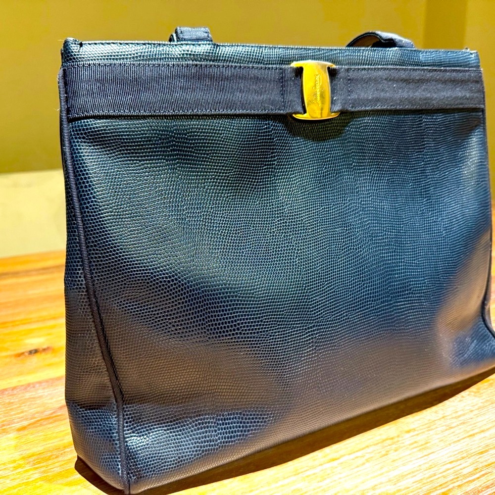 Salvatore Ferragamo Navy Vala 100% Authentic!